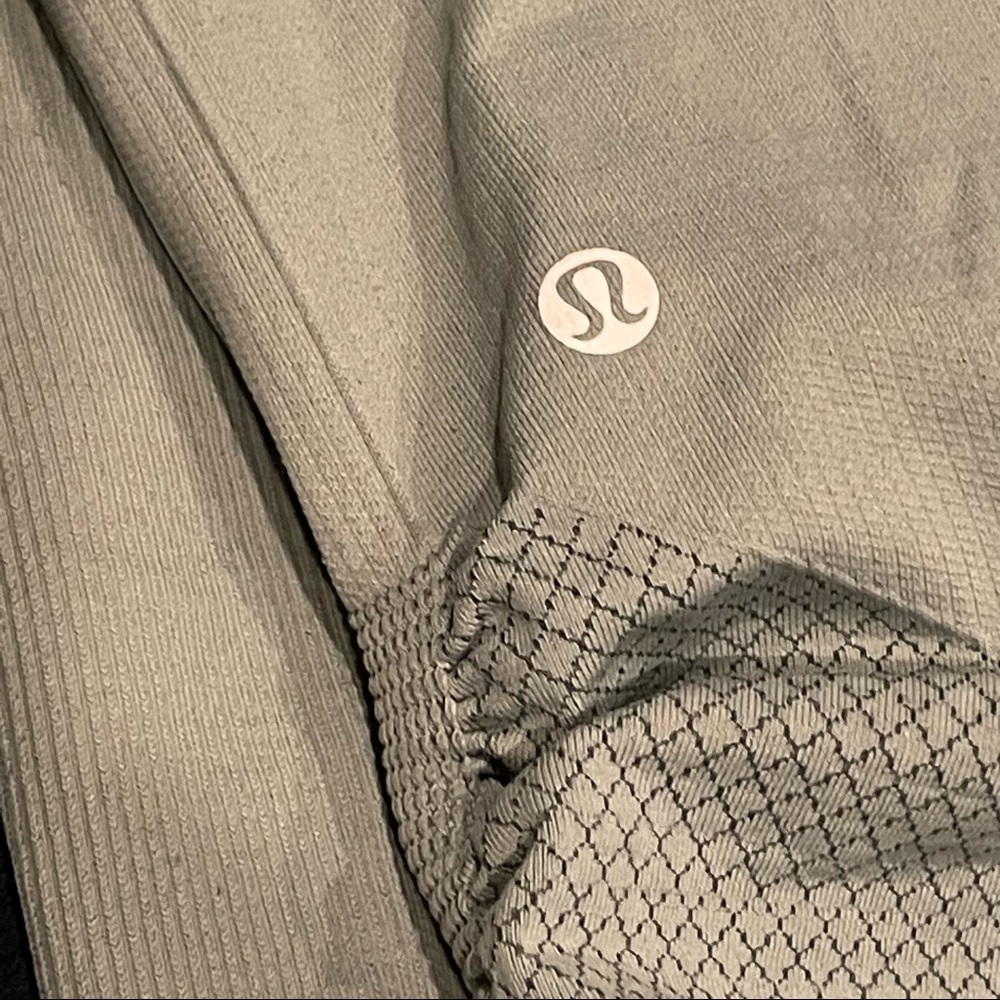 Lululemon Awakening Crop - Taryn Toomey Collection Earl Grey - Picture 7 of 14